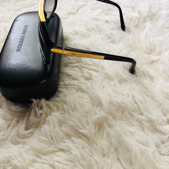 Louis Vuitton Evidence Glasses 100% Authentic - Picture 4 of 6